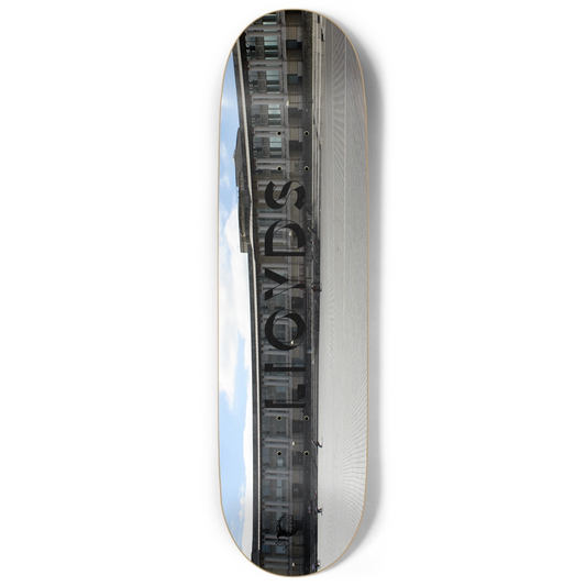 Lloyds (Bristol) 9.00